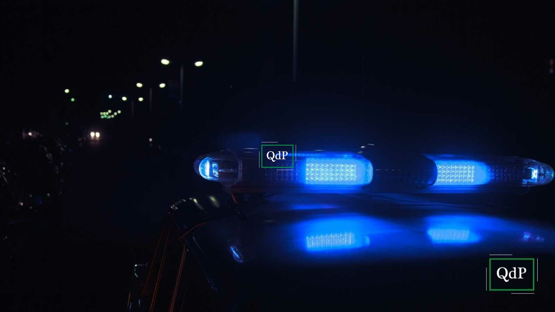 Ottantaquattrenne contromano in A28 a notte fonda, premiati i poliziotti che evitarono il peggio