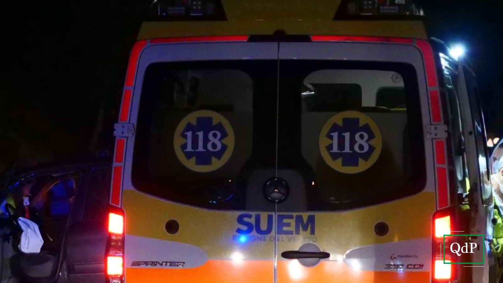 Capodanno: alcol e botti. Notte di lavoro per Suem e Vigili del Fuoco